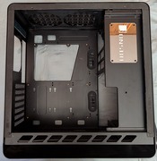 Obudowa PC Jonsbo UMX4 TG Czarna Middle Tower