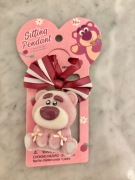 Miniso – brelok/ wisiorek z kolekcji Disney Fluffy Festival Sit Nicely