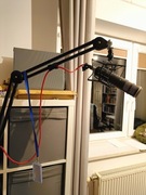 Zestaw: rode procaster, Scarlett 2i2, koszyk, kabel, ramię Rode, przedwzmac