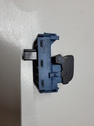 PRZEŁĄCZNIK KLAWISZ PRZYCISK REGULACJI SZYBY DRZW VERSO AVENSISI 