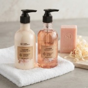 Stara Mydlarnia zestaw kosmetyków Cashmere & Damask Rose prezent