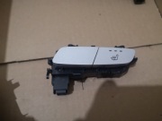 Włącznik grzania fotela przód prawy mercedes w213