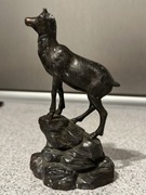 Stylowa rzeźba z brązu – kozica na skale klasyka stylu Art Deco myślistwo