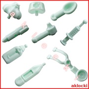 LEGO 98393 STRZYKAWKA BUTELKA ŁYŻKA STETOSKOP TERMOMETR lekarz szpital 9 el