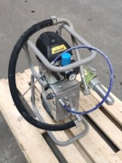 Pompa malarska COBRA 40-25 na stojaku 2020r. 