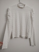 Rozmiar M Długość 59 cm Długość rękawa 67 cm Długość pod pachami 94 cm