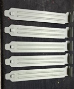 Śledzie obudowy ATX szare, zaślepki kart rozszerzeń komputera 