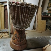 Bęben djembe z Afryki 