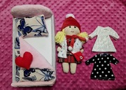 Lalka + łóżeczko i akcesoria