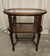 Witrażowy barek z początku XX wieku