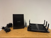 Router Netgear R8000P + Extender EX8000