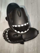 Nowe klapki Rekinki Modne Shark Hit na lato 