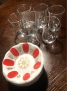 Tradycyjny turecki zestaw do herbaty ,7 szklanek i 6 spodków