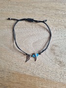 sznurkowa bransoletka ze srebrnymi zawieszkami