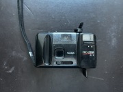 Kodak Pro-Star 111 – analogowy aparat 35mm z lampą błyskową
