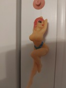 ZAWIESZKA "GOŁA BABA" AUTO PRL FIAT, FSO ,POLONEZ,OZDOBA  NA LUSTERKO 