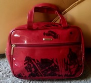 Torebka lakierowana do ręki 