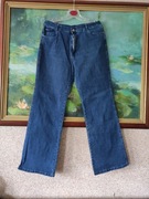 dzwony szwedy kuloty spodnie dżinsy z szerokimi nogawkami rozszerzane