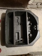 Wypełnienie koła zapasow. Toyota Avensis kombi T27