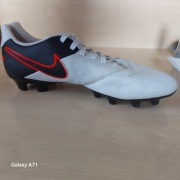 Nike Tiempo – Rozmiar 42 – Korki na naturalną trawę – Bardzo dobry stan