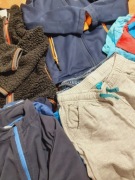 Zestaw ciuszków chłopięcych bluzy spodnie tshirty kurtka rozm 110-116