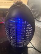 Lampa ultrafioletowa na owady