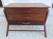 Niciak mid century modern