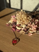 Naszyjnik w kształcie serca