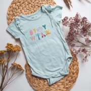 Body krótki rękaw falbanka stay Wild 86 zielone jasno