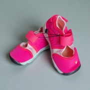 Dziecięce buty Nike Rift, różowe, r. 22