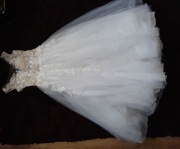 sukieka księżniczka z podpinanym trenem