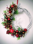 Wianek świąteczny na drzwi 