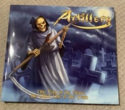 Artillery - one foot on the grave