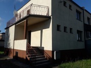 Dwa domy z garażem w centrum Rumi