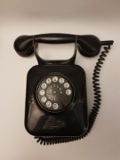 Naścienny telefon niemiecki W28