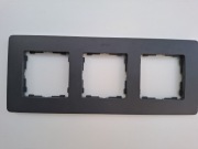 Simon 82 Detail ramka x3