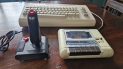 Commodore C 64 G magnetofon + joystick 