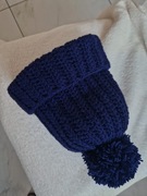 Czapka na zimę. Ręcznie wykonana. Kolor granatowy..