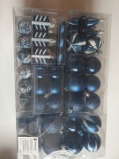 Zestaw bombek niebieskich 77 szt