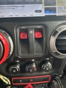 Nakładki aluminiowe na odsuwanie szyb Jeep Wrangler 3 2012-2017