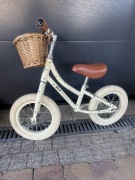 Rower biegowy Banwood Kremowy z Gwiazdkami Rowerek Roweryk