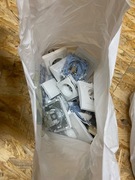 Gniazdka i łączniki 