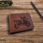 Prezent dla motocyklisty Portfel z motocyklem z grawerem skórzany handmade