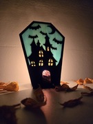 Szklany witraż straszny zamek halloween