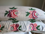 2 stare góralskie haftowane poszewki 