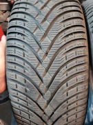 Opony zimowe BFGoodrich 215/60/16