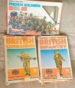 true vintage pudełka po figurkach