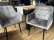 Krzesła szare aksamitne 