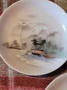 2 talerzyki japońskie. Widok na Fuyijamę(wulkan) 