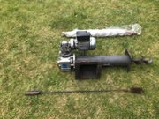 Podajnik z silnikiem i dwoma ślimakami do pieca EKO-KOMFORT